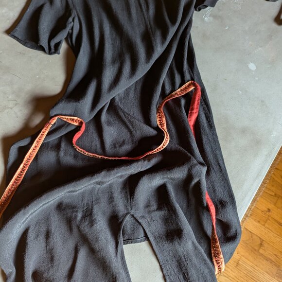 Twist & Tango Black Dress - Picture 14 of 15